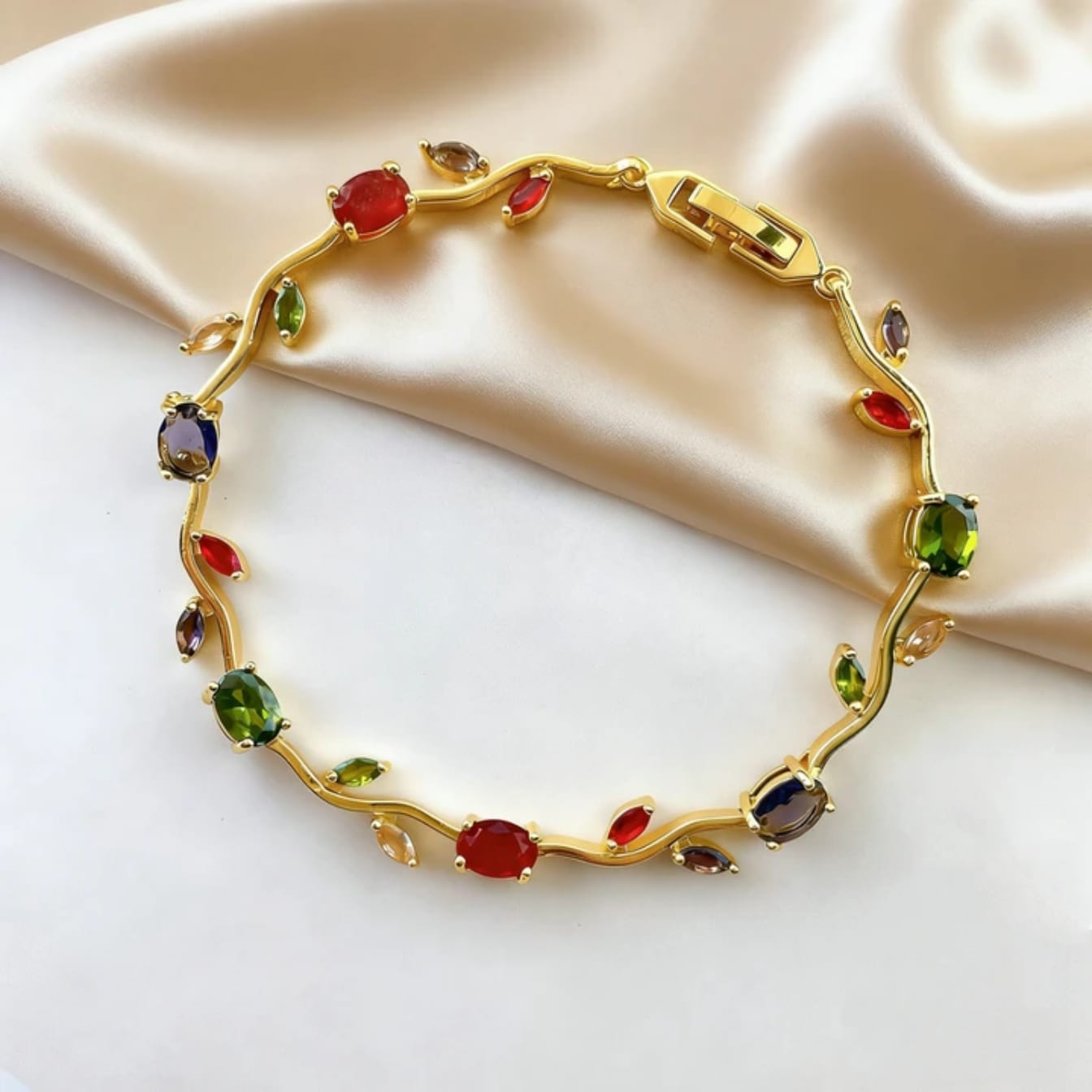 Korean Style White Flower Tulip Heart Bracelet