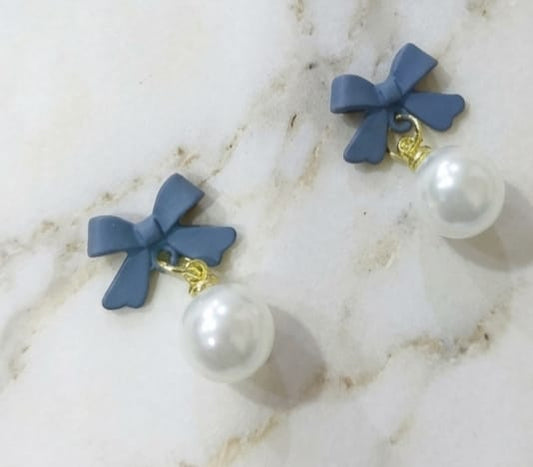 Korean Style Bow Pearl Earrings